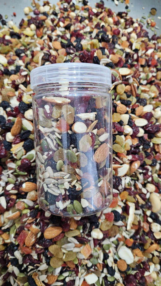 TRAIL MIX NUTS SEEDS AND DRIED FRUIT